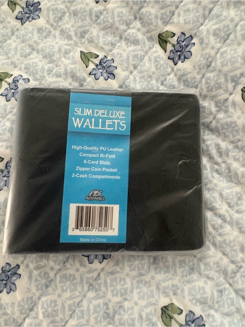Slim Deluxe Black Bi-Fold Wallet - Unbranded